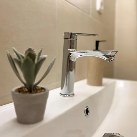 Lumen Nahe Koeln & Phantasialand Appartement