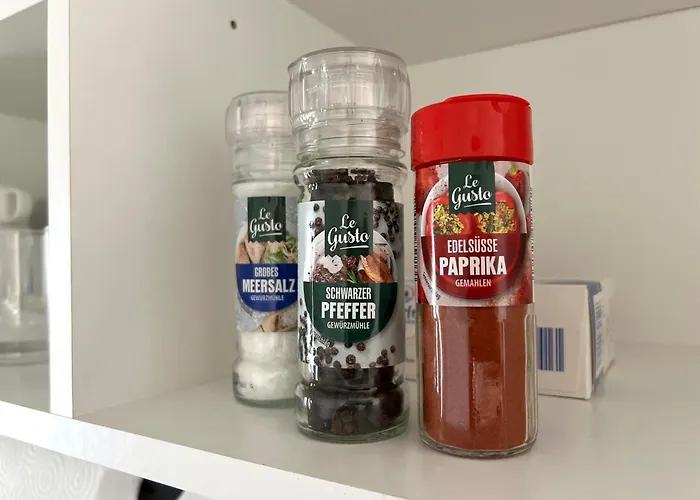 Lumen Nahe Koeln & Phantasialand * Hürth